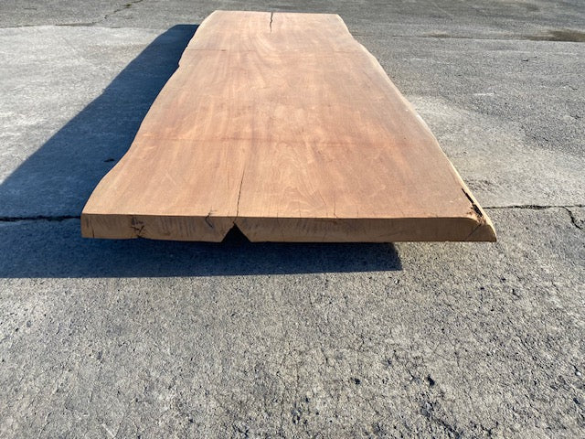 Planche en tronc d'Afrormosia – 4230 x 1210 x 80 mm – Geschuurd