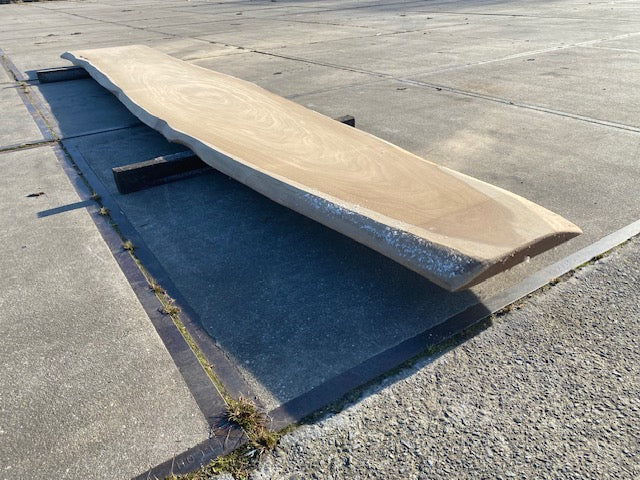 Afrormosia Boomstamblad – 4260 x 900 x 80 mm – Geschuurd